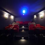 斯拉夫斯基酒店 3*