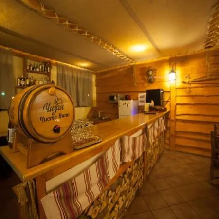 斯拉夫斯基酒店 酒店 斯拉夫西克